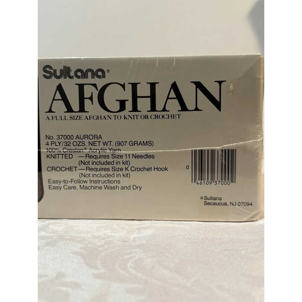 Sultana Afghan Full Size Kit to Knit or Crochet 43" X 68"Cresian Acrylic NIP - Picture 3 of 5